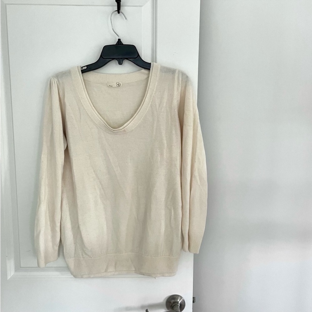 Phrase Soft Acrylic Scoop Neck Sweater Cream Size M